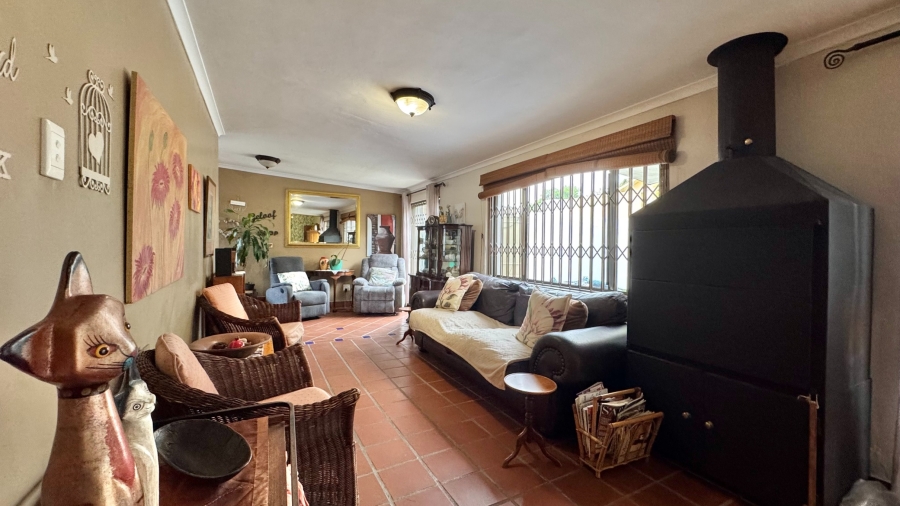 5 Bedroom Property for Sale in Lochnerhof Western Cape